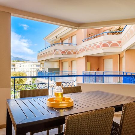 Residence Pierre & Vacances Les Rivages Du Parc マントン エクステリア 写真